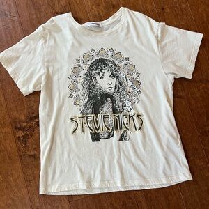 Daydreamer Stevie Nicks Tee Medium